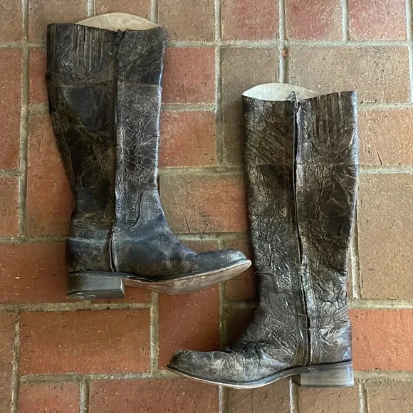 Brown Steve Madden Rains Crackled‎ Leather Boots 8 - Picture 2 of 7